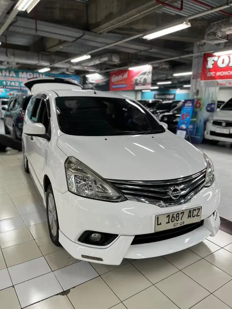 Nissan Livina SV Manual MT 2018