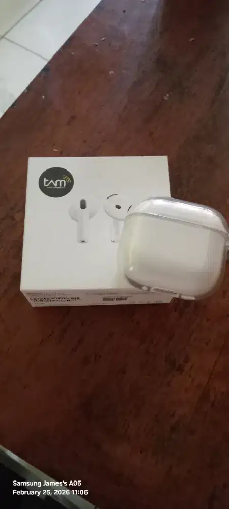 Airpods 4 Non ANC Preloved Original TAM