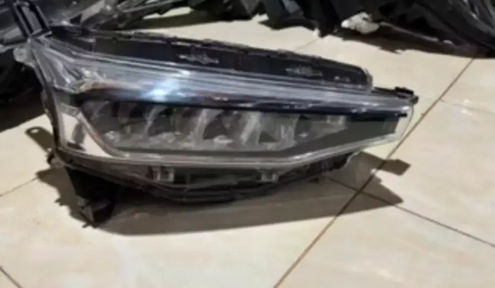 Headlamp avanza