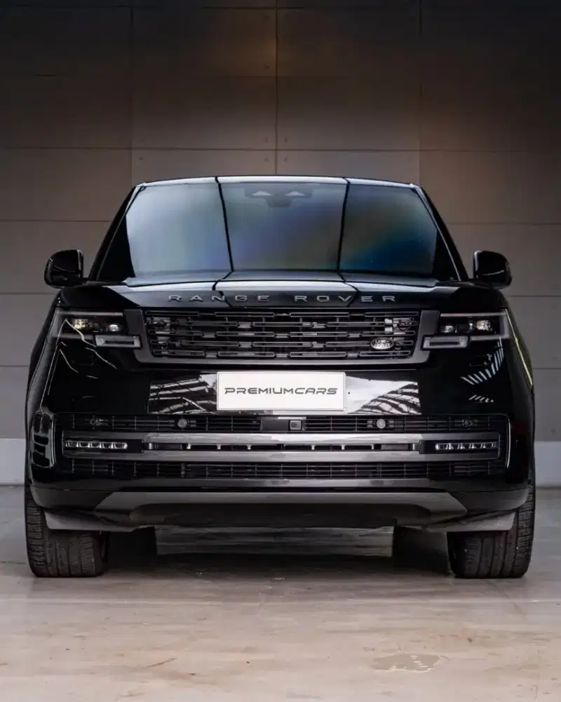 AVAILABLE
Range Rover Vogue 3.0 LWB Autobiography