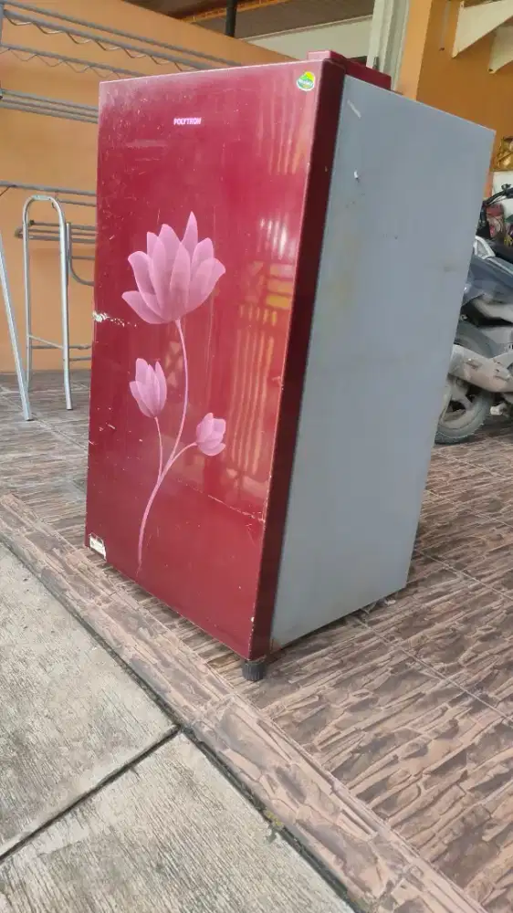 kulkas 1 pintu polytron