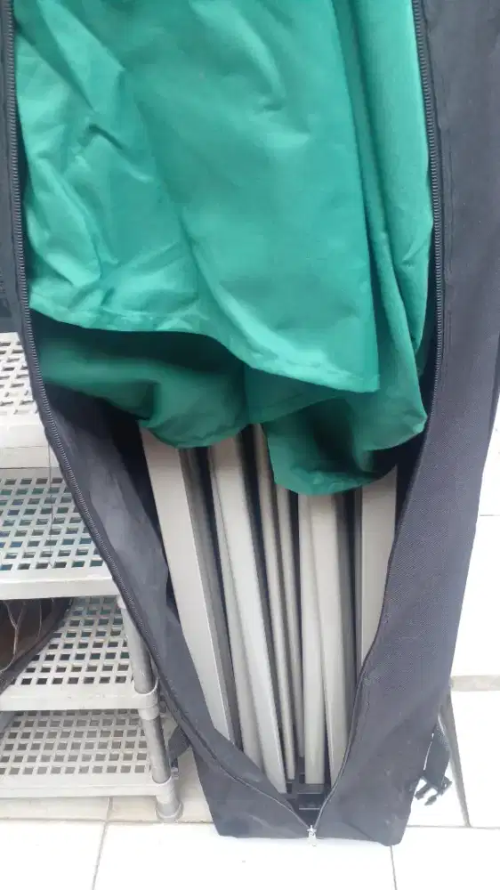 Jual tenda lipat kondisi baru blm pernah pakai