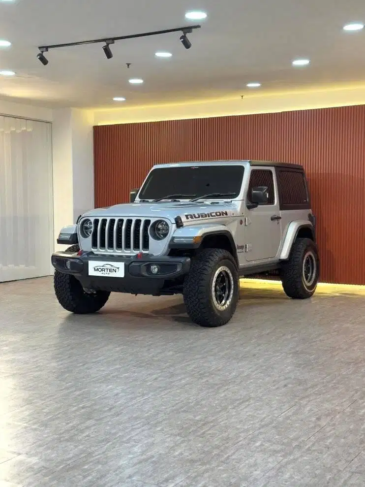 Jeep Wrangler 2.0L Rubicon 2 Doors Tahun 2022 Km 12 Rb Recrod