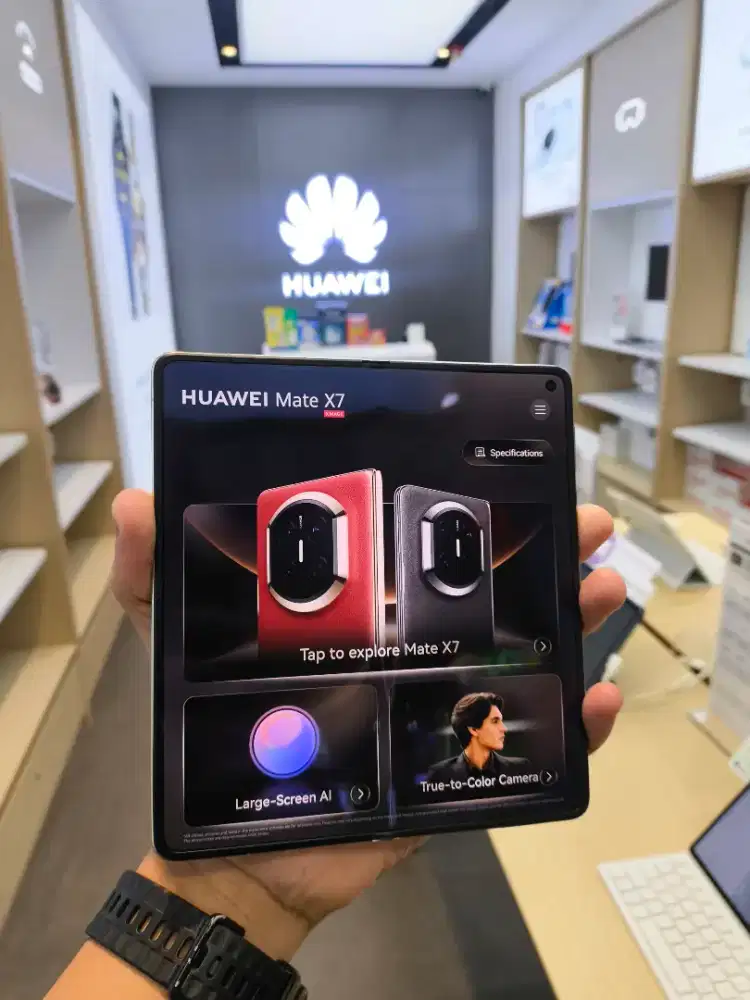 Huawei Mate X7 Foldable