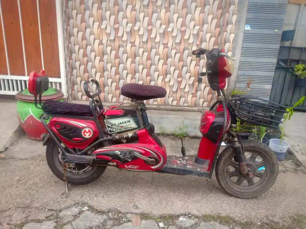 Sepeda listrik MR.JACKIE