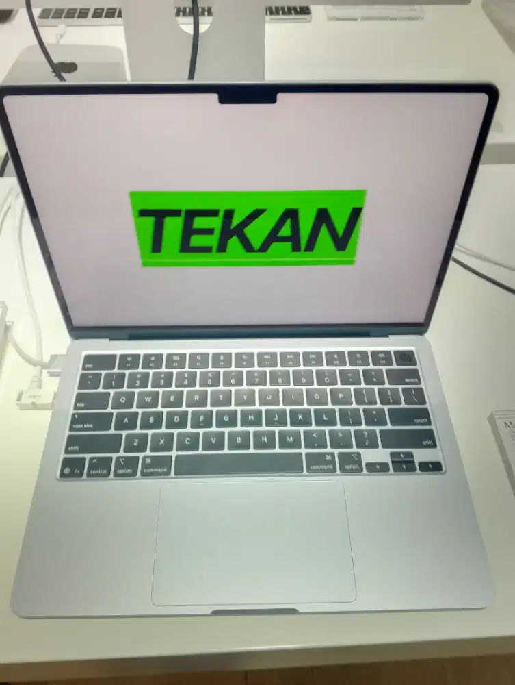 Macbook Air (13 Inci)