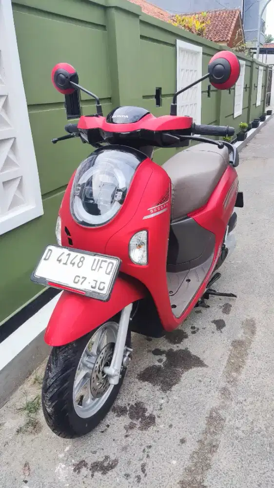 Scoopy Keyless 2025