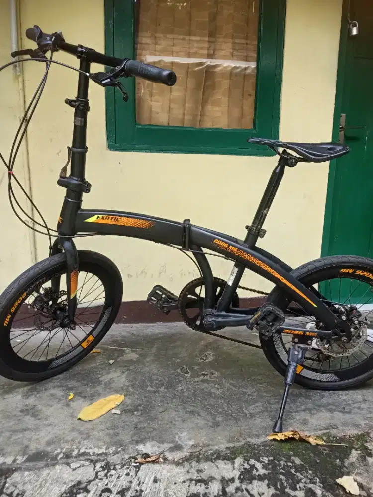 Sepeda lipat exotic ukuran 20