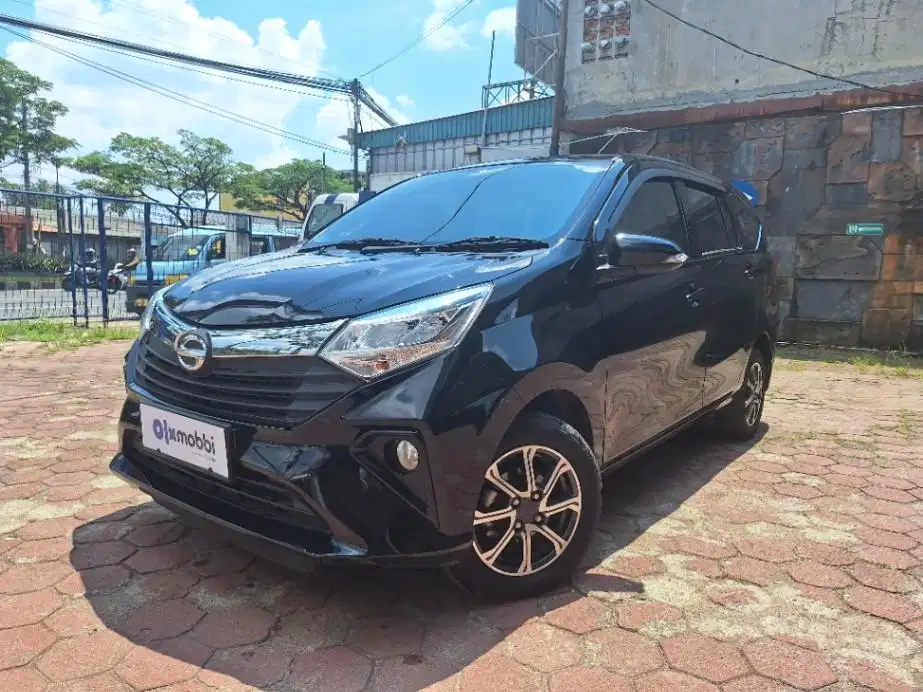 LOW DP Daihatsu Sigra 1.2 R Deluxe Bensin-AT 2020 5KO
