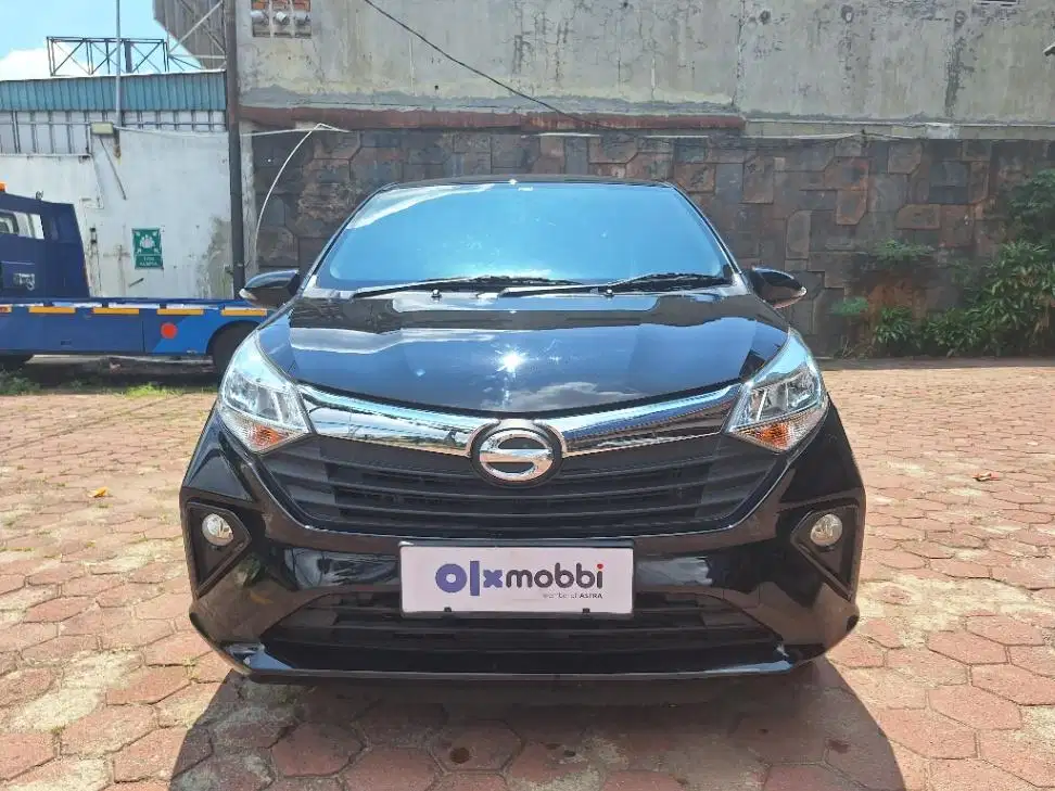 LOW DP Daihatsu Sigra 1.2 R Deluxe Bensin-AT 2020 5KO