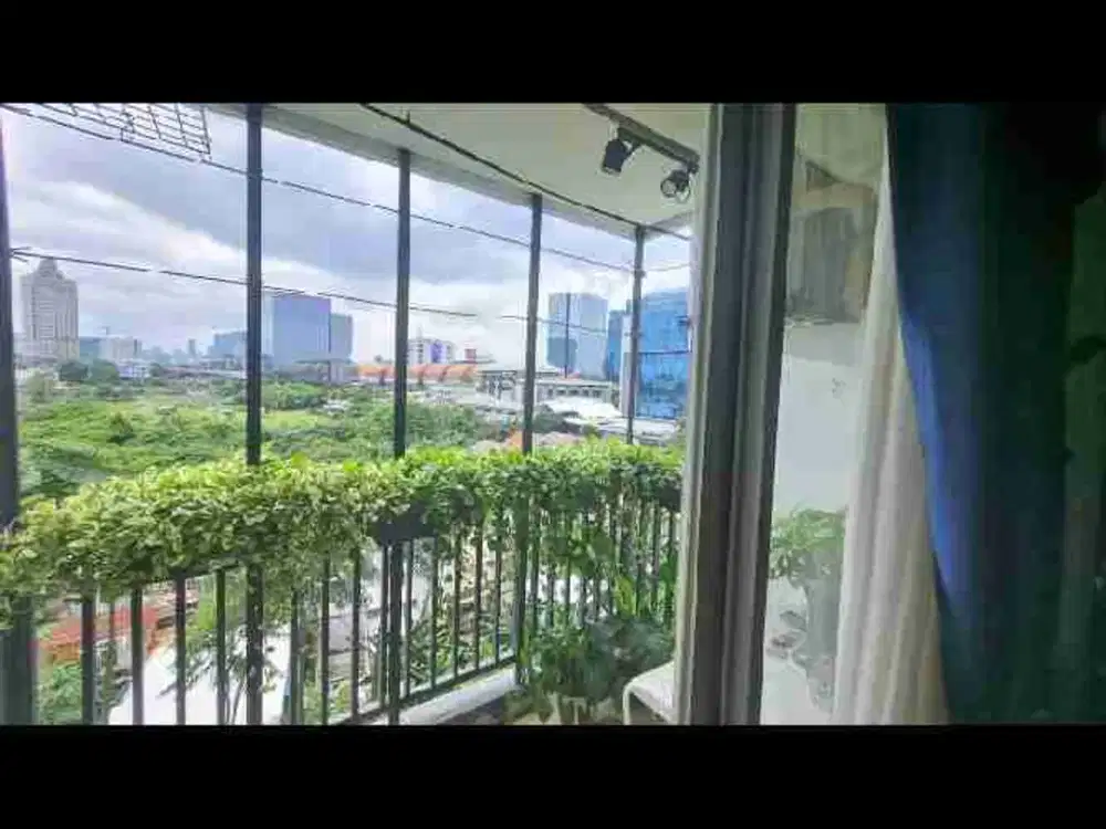 Dijual Appartemen Di Cawang, Luas 49.5, Listrik 2200view Hadap Pancoran, 2br, Dulu Furnished Dan Lokasi Strategis Dijantung Kota