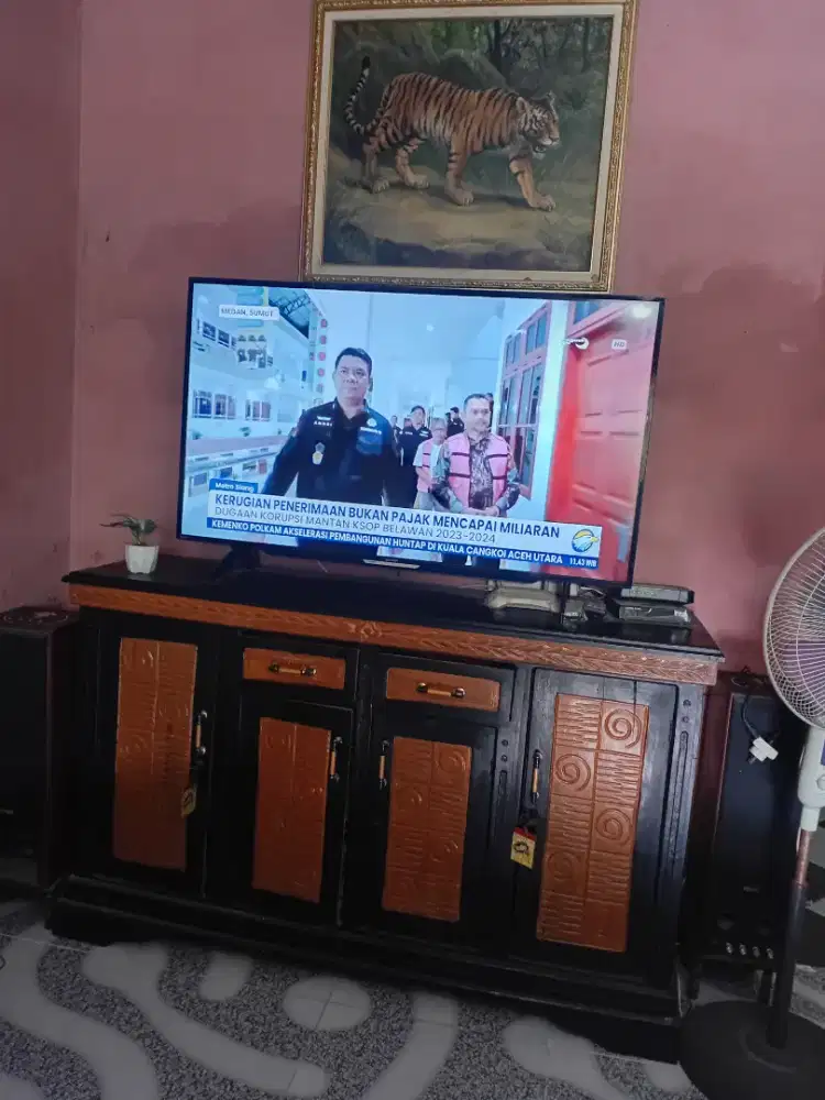 Dijual bufet tv dari kayu