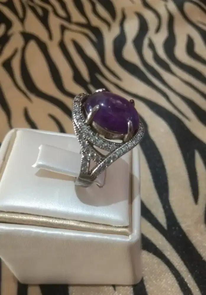 Cicin batu ungu wanita ring 8