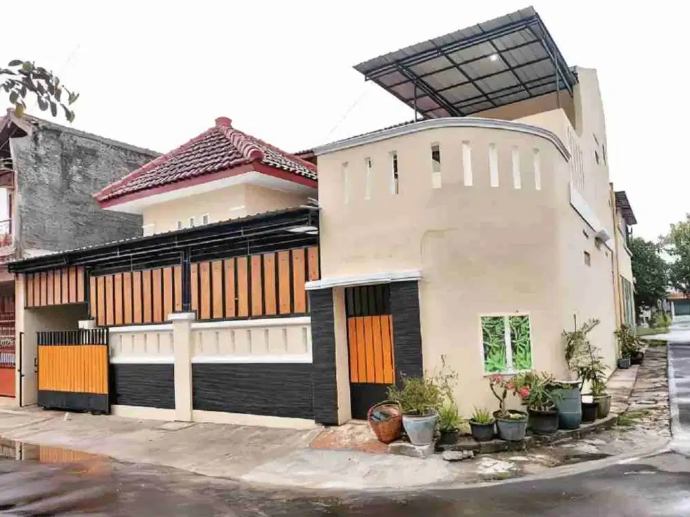 Rumah Bagus 2 Lantai Siap huni