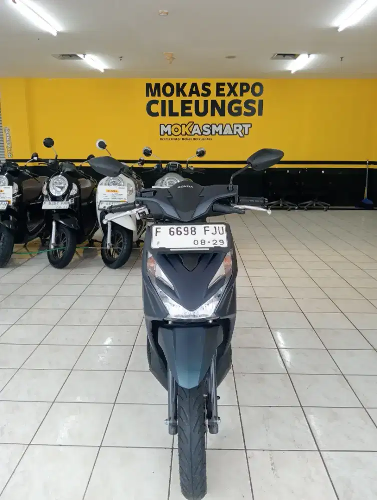 Dijual motor Honda Beat dlx smart key 2024