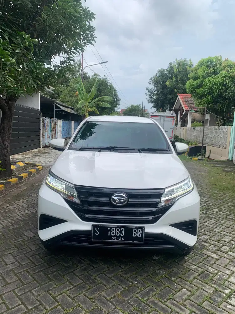 Daihatsu Terios X DELUXE KM TH 2021 Bensin