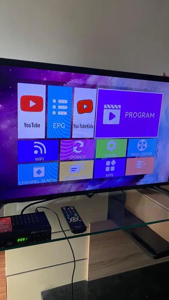 TV Sharp Aquos 32 inc plus STB Digital