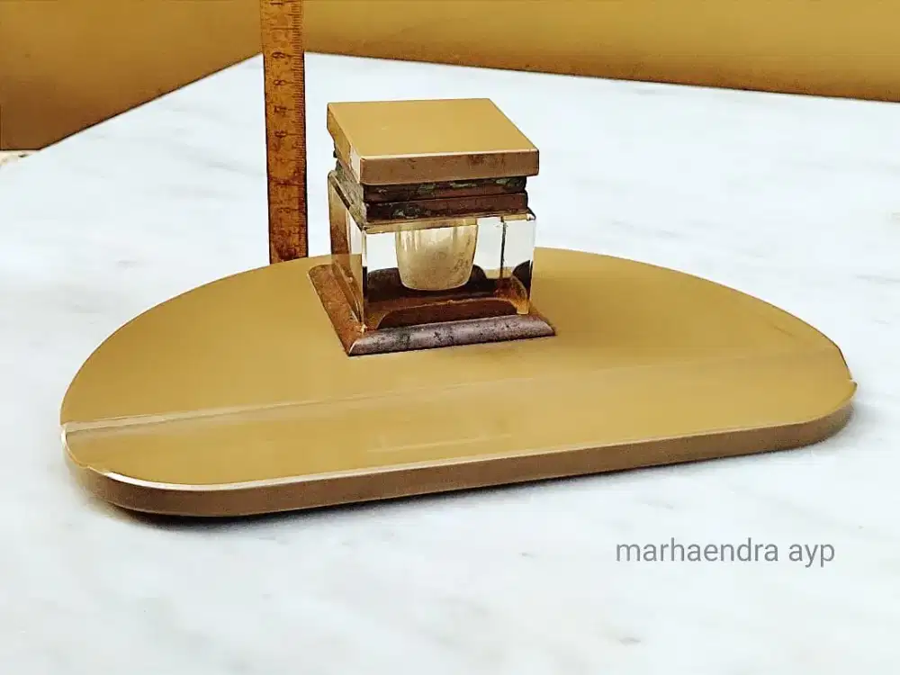 Tempat tinta era kolonial antik vintage jadul