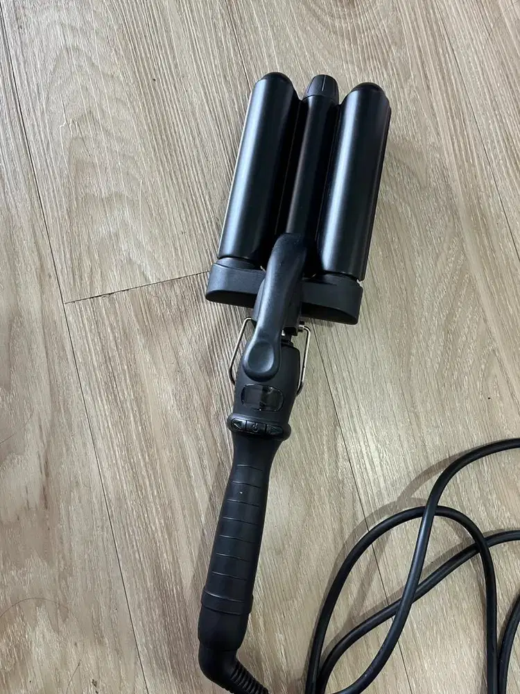 Catokan gelombang/waver tiga barel