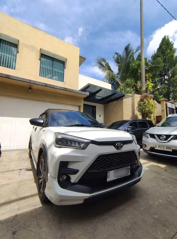 Toyota Raize GR two tone at 2022 km 19rb