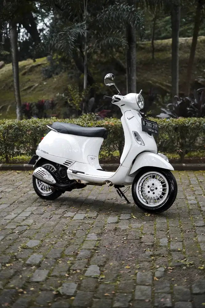 JUAL VESPA MATIC BEKAS/SECOND LX 150 3VIE 2013 MURAH BERGARANSI