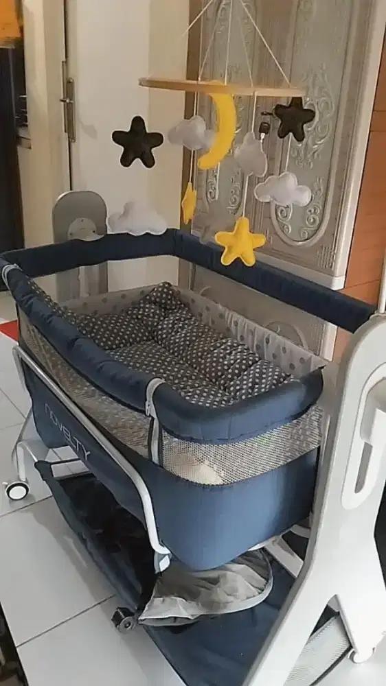 Box sleep baby second