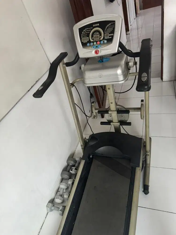 Treadmill bekas masi bagus siap pakai