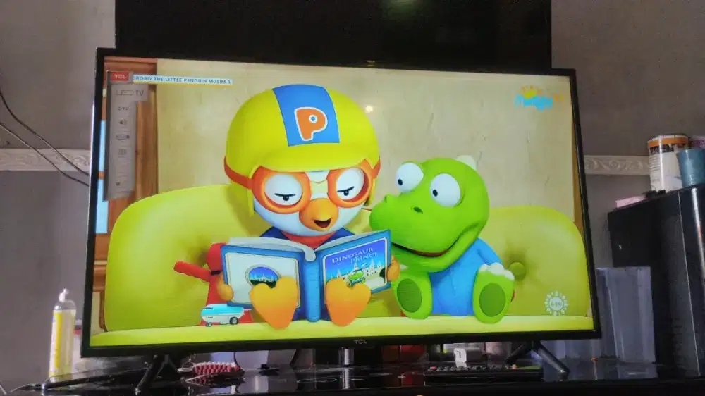 DIGITAL TV TCL 43 inch normal