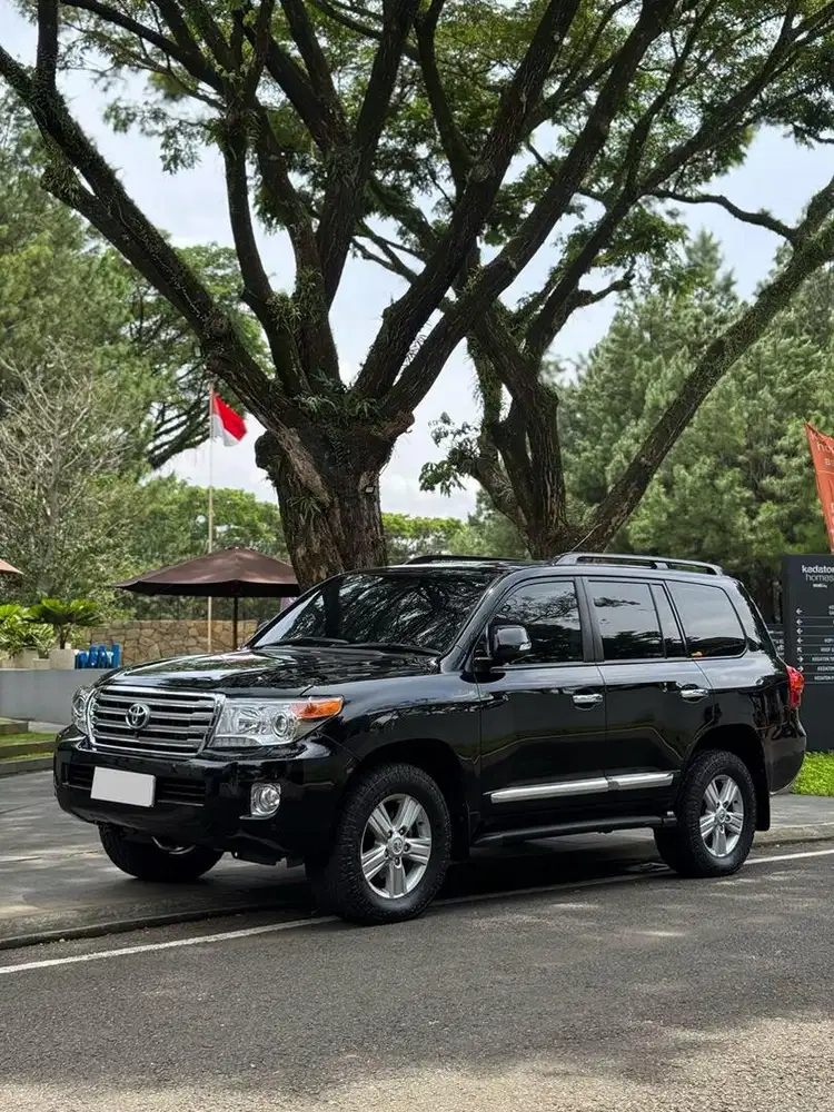 Toyota Land Cruiser VX 200 ATPM