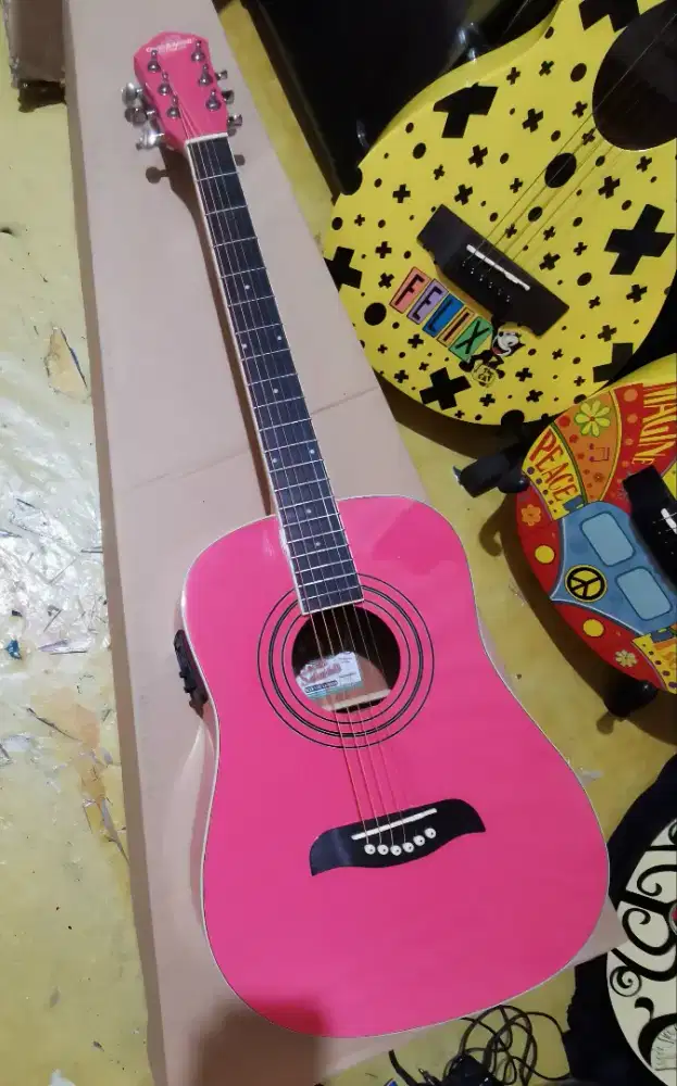 Gitar akustik Oscar Schmidt OG5E 3/4