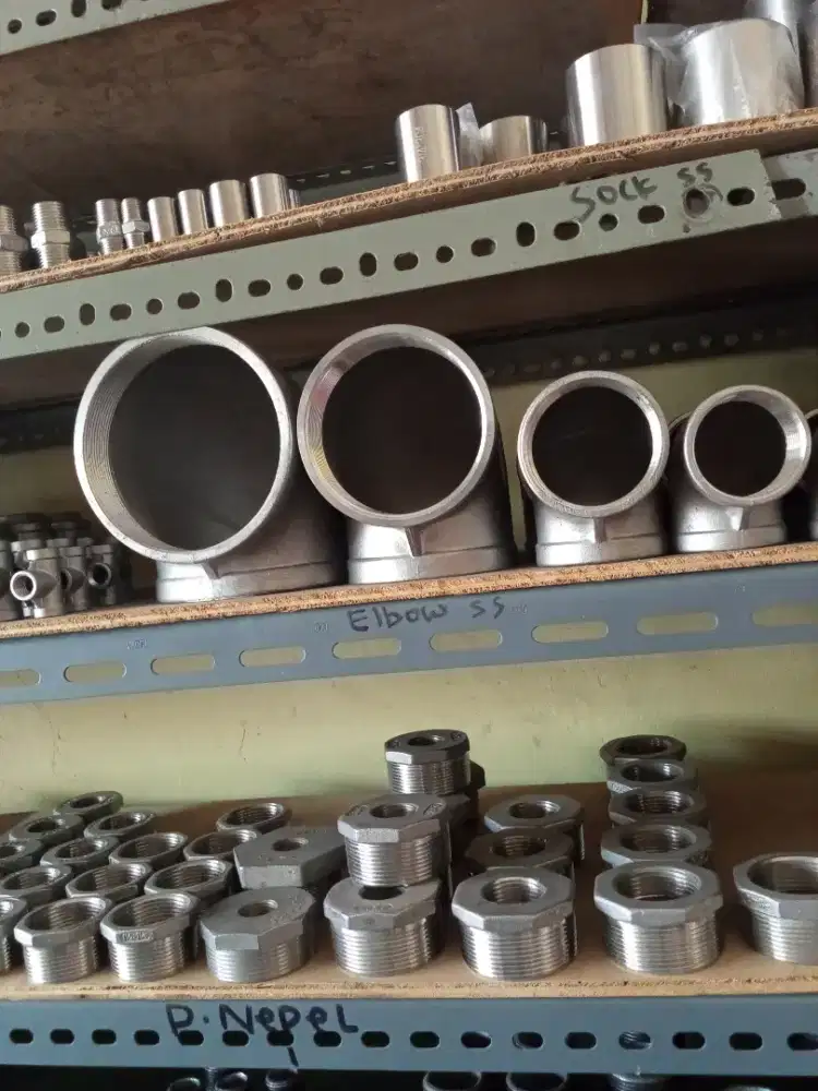 Kami menjual fitting fitting stainless galvanis carbon dan ball Valve