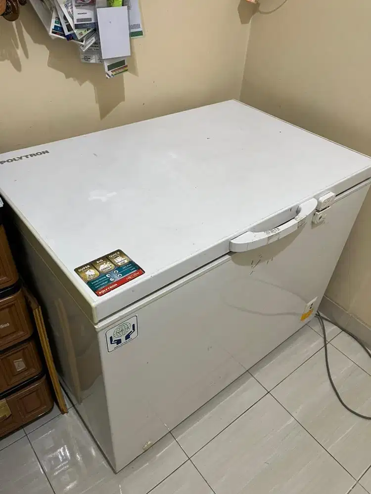 Kulkas / Freezer 200 Liter