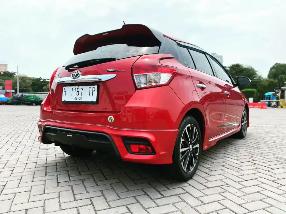 Yaris Trds Dual VVTi Matic Merah