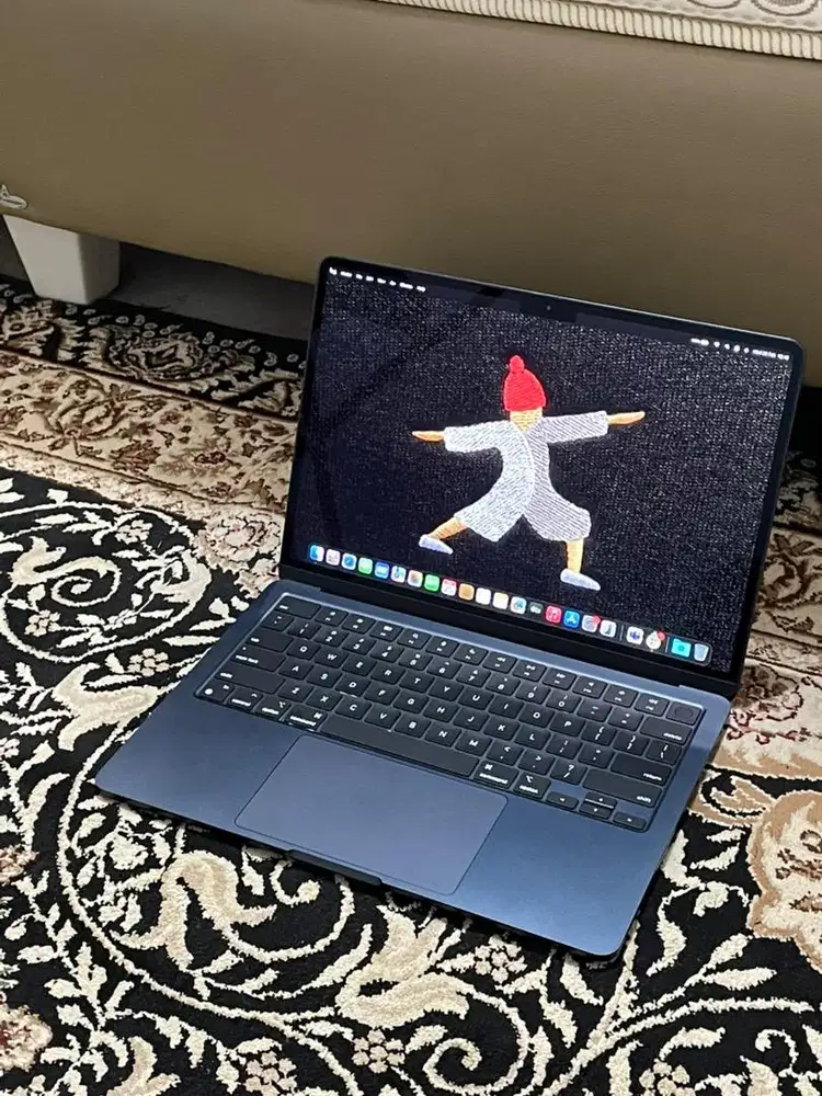 MacBook Air 2022 M2 13 inch 8/256