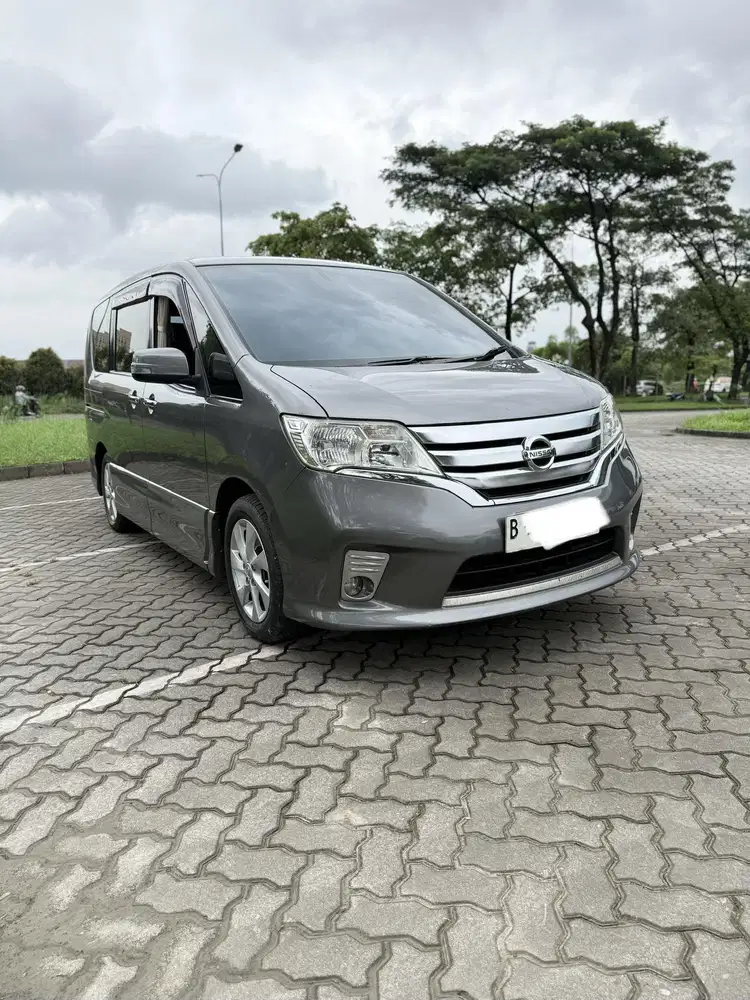 Nissan Serena HWS 2014 AT Banyak upgrade