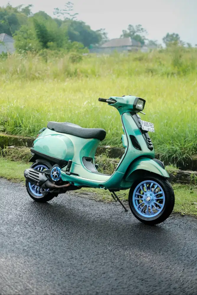 JUAL VESPA MATIC BEKAS/SECOND VESPA S 125 IGET 2019 MURAH BERGARANSI