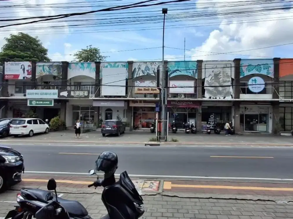 Ruko Bagus Berdiri di Pinggir Jalan Utama Disewakan, di Uluwatu Area
