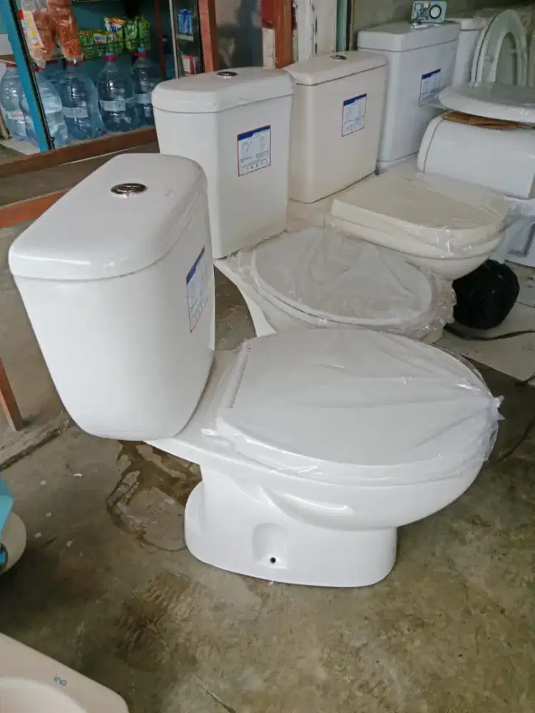 Closed baru merk American stale