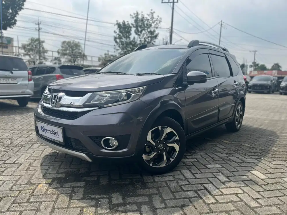 Honda BR-V 1.5 E Bensin MT 2018 - NRT