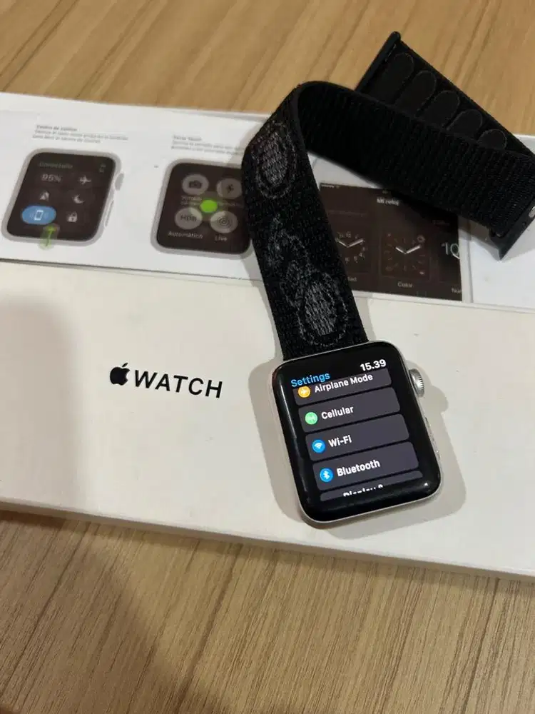Apple watch series 3 LTE 42MM BH99%
