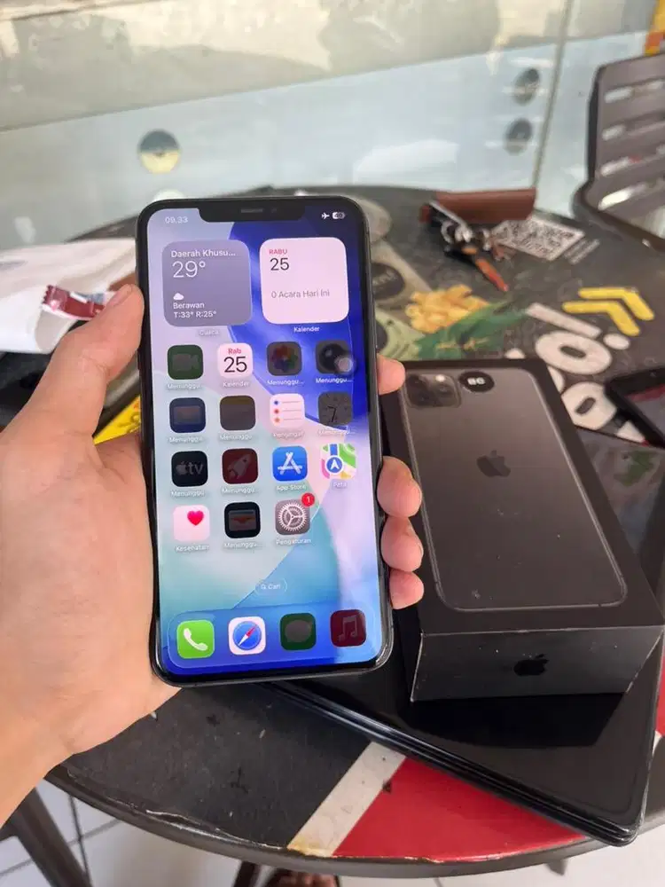 iphone 11 Promax 256 Beacukai