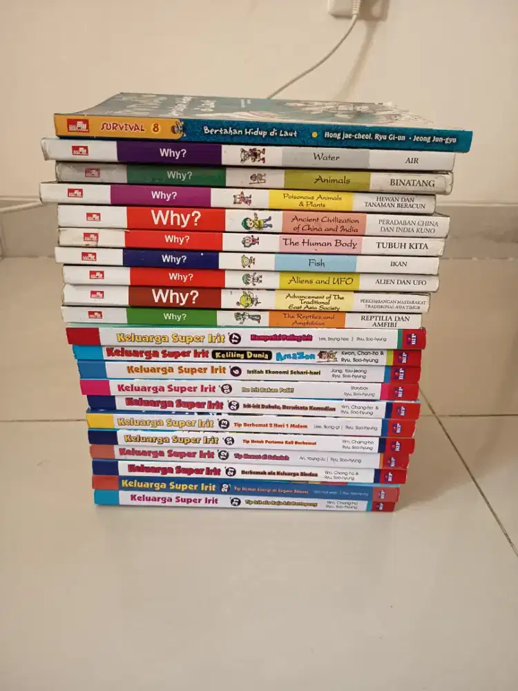 Buku Why?  dan Buku Keluarga Super Irit