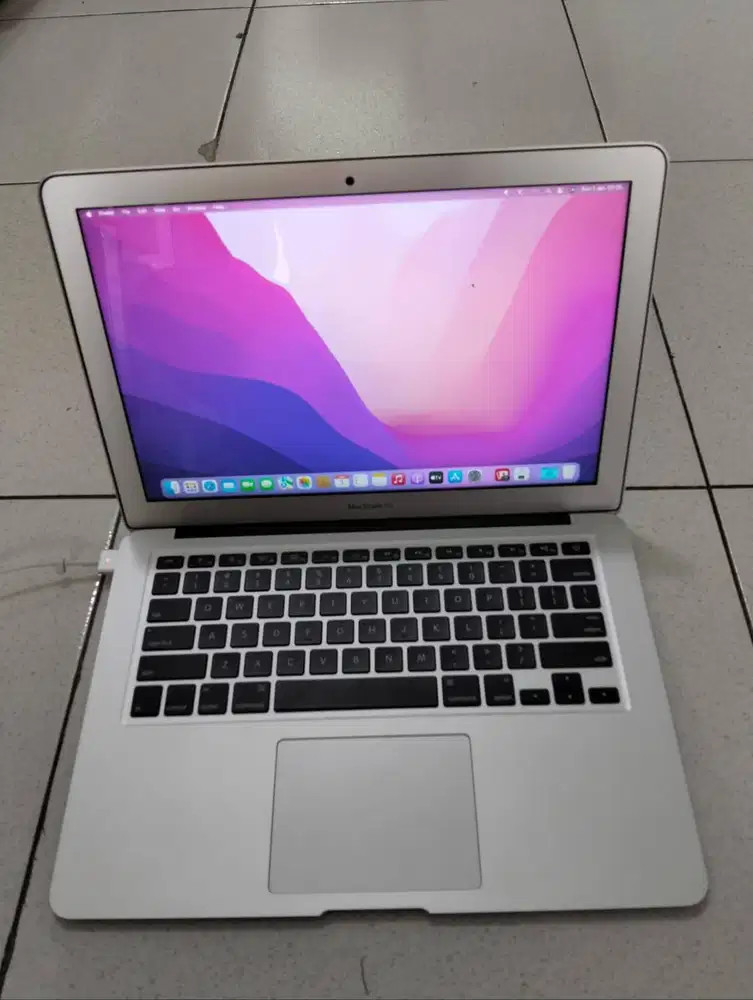 MACBOOK AIR 2017 8/128 ORIGINAL SECOND
