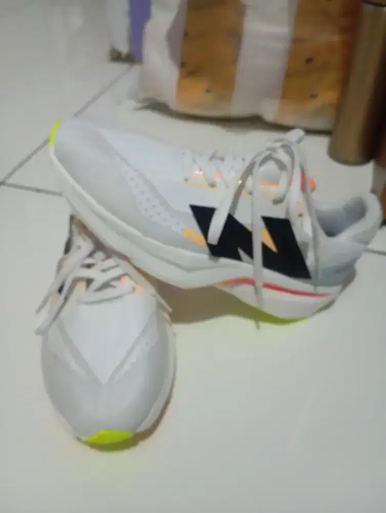 Sepatu running Rebel sz 41