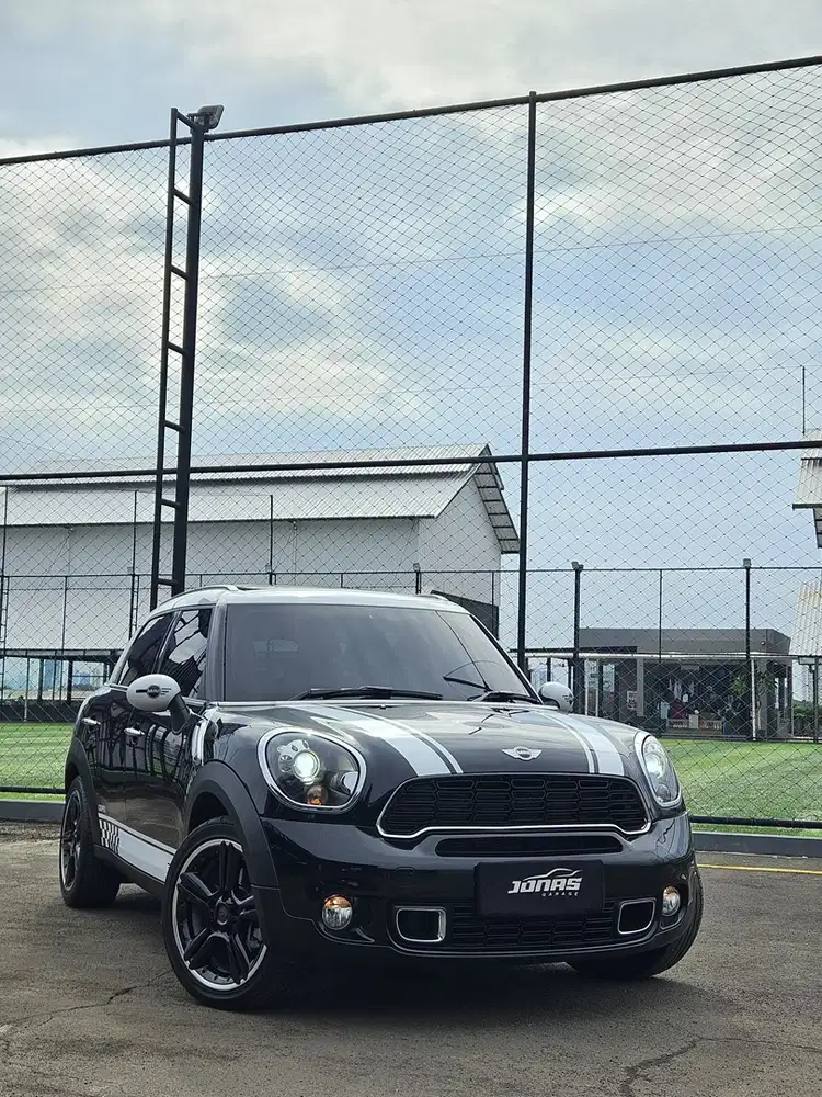 Mini Cooper Countryman 2013 Bensin BLACK ANTIK