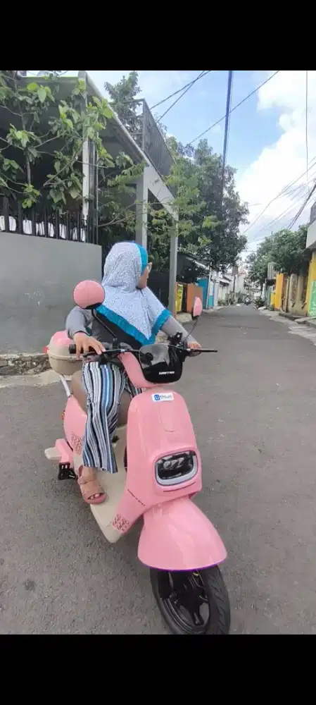 SELIS UNITED V1 PINK