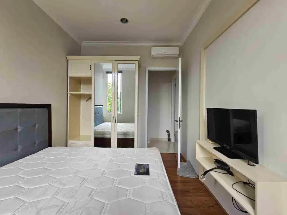 DISEWAKAN RUMAH FURNISHED RAPI SIAP HUNI DI BSD CITY VIVACIA THE EMINENT