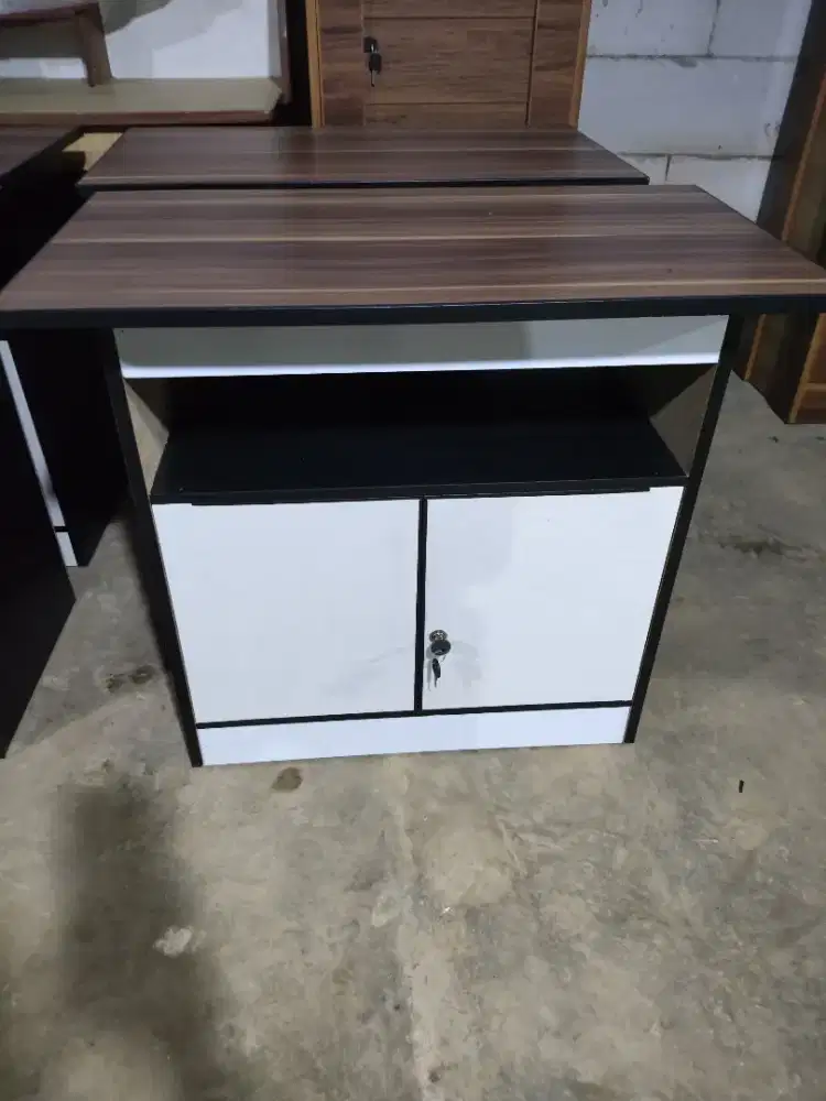 Meja tv serbaguna muat tv LED 32in