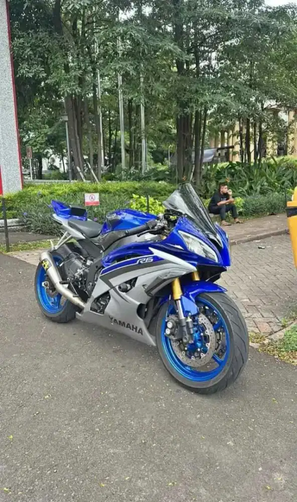 YAMAHA R6 2014 BIRU