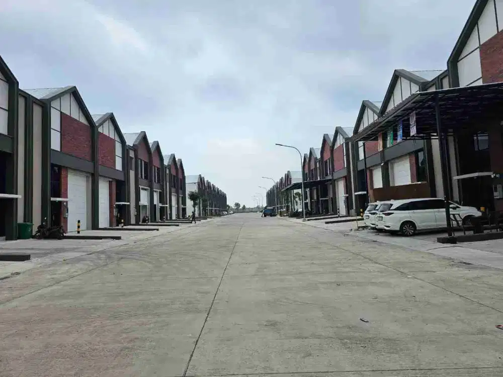 disewakan gudang bizpark pik2 ( 9x30) termurah